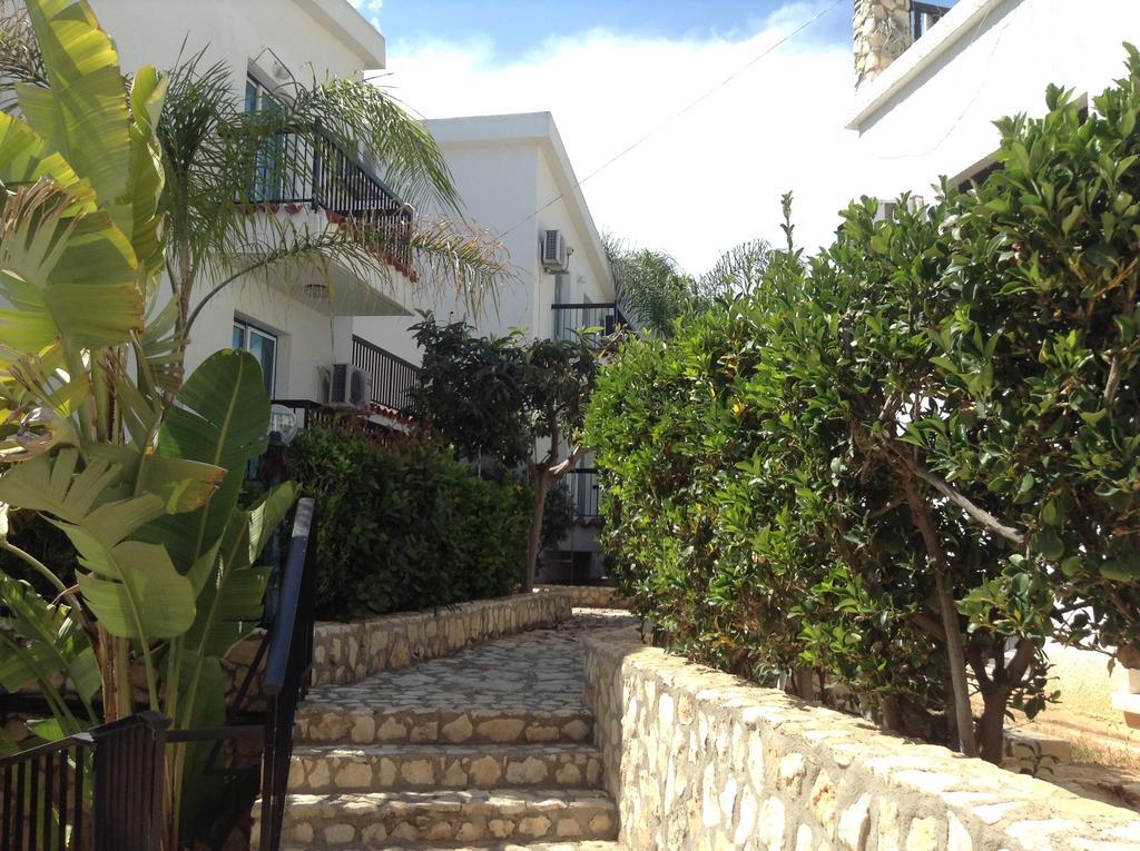 Aphelandra Hotel Apartments Айя Напа Екстериор снимка