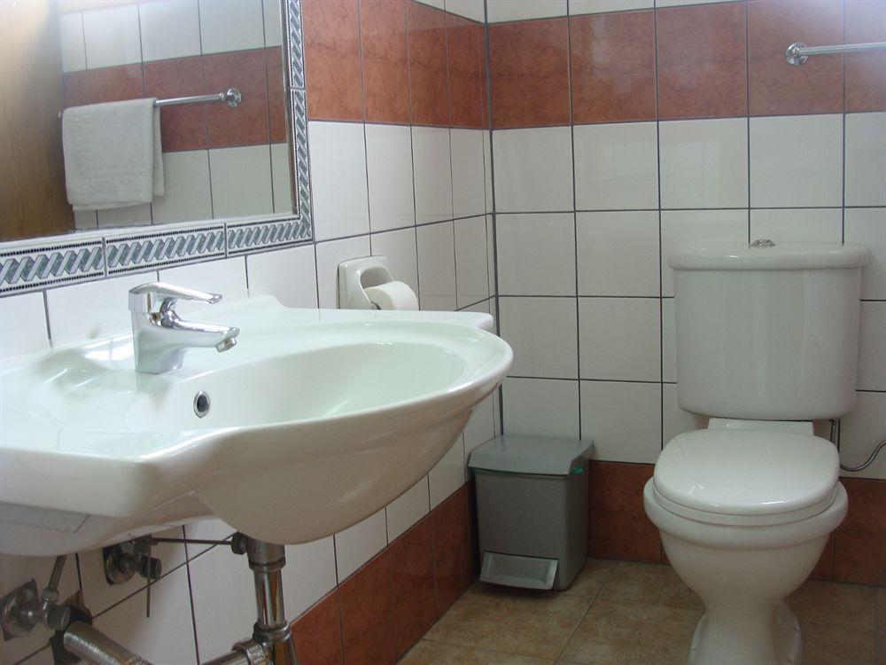 Aphelandra Hotel Apartments Айя Напа Екстериор снимка